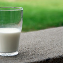 Переизбыток молока на Алтае связан со снижением покупательской способности – Олег Махнаков