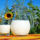 На Алтае жители сел жалуются на снижение цен при закупе молока